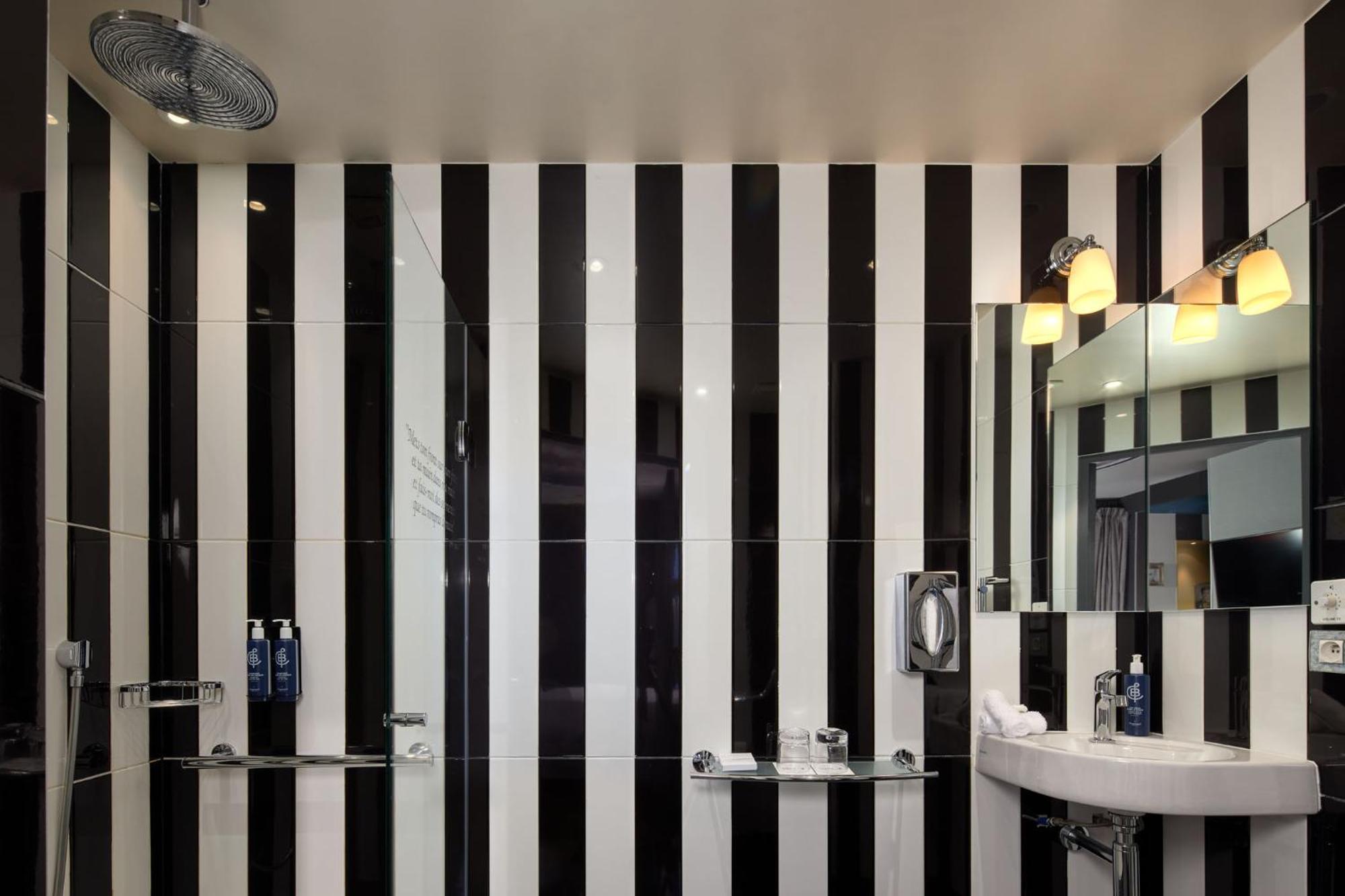 Les Plumes Hotel Paris Exterior foto